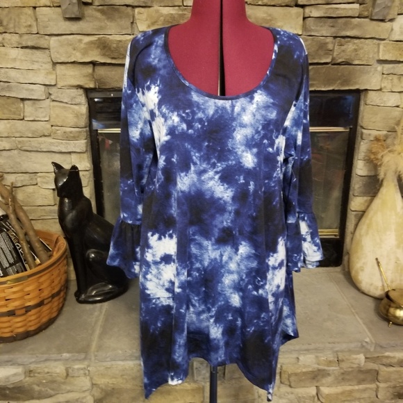 Bobbie Brooks Tops - NWT Blue Tie Dye Top 3X